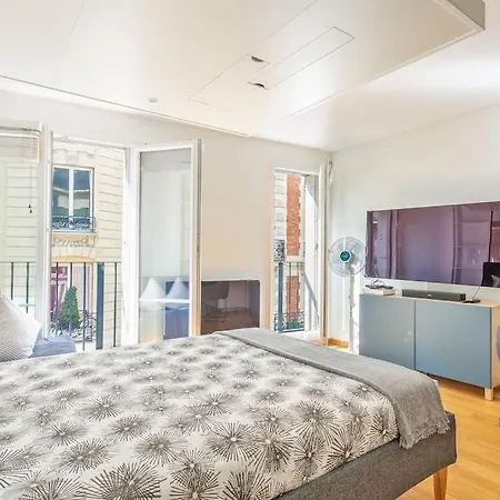 Arc De Triomphe Apartment *